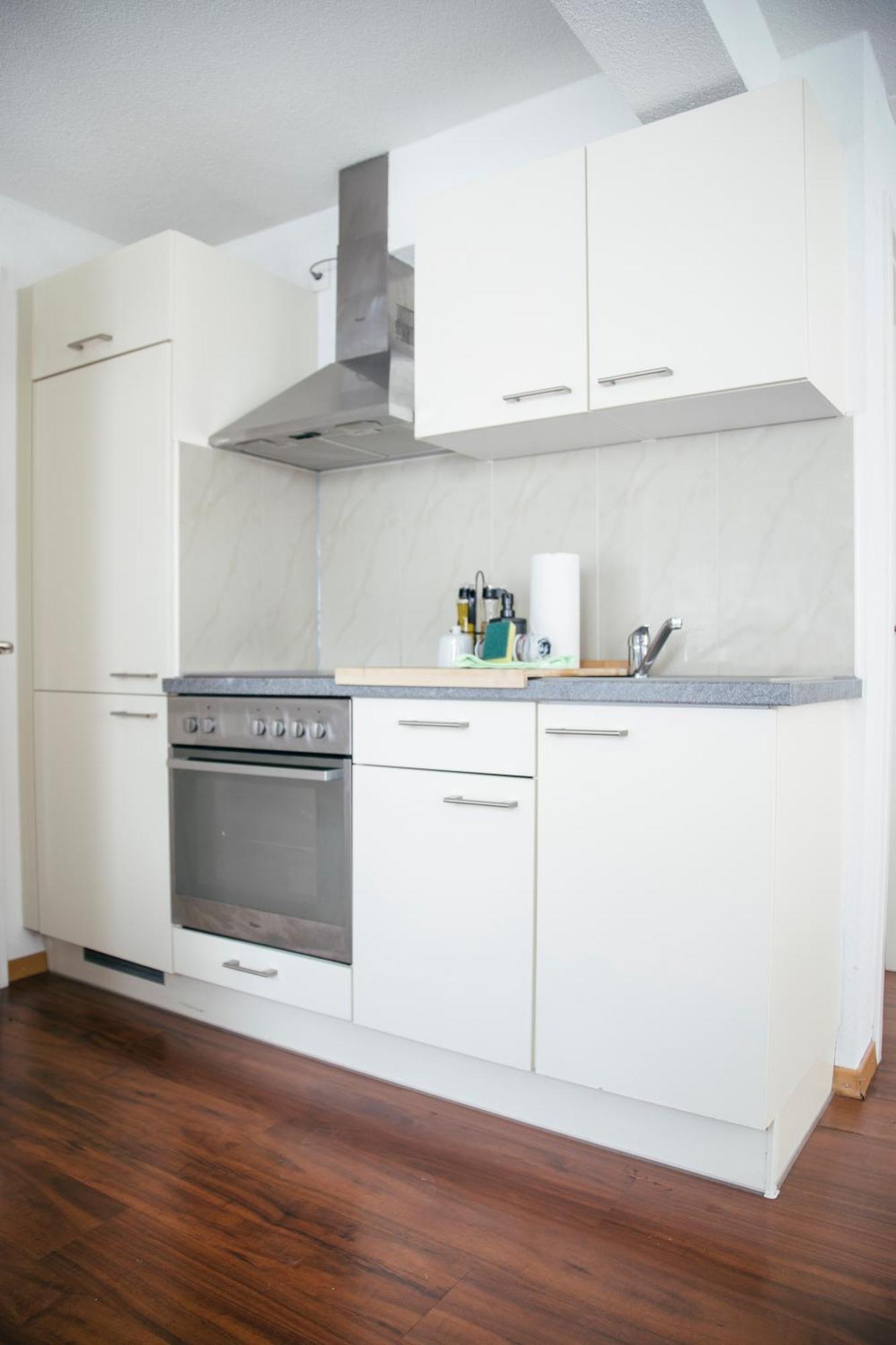 Nimbuzzz Apartments Unterseen 客房 照片