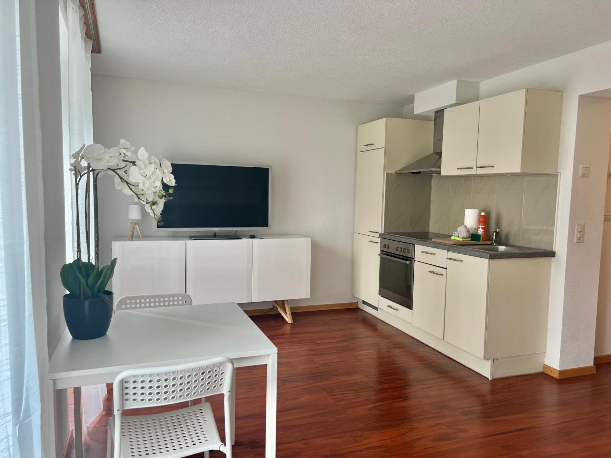 Nimbuzzz Apartments Unterseen 客房 照片